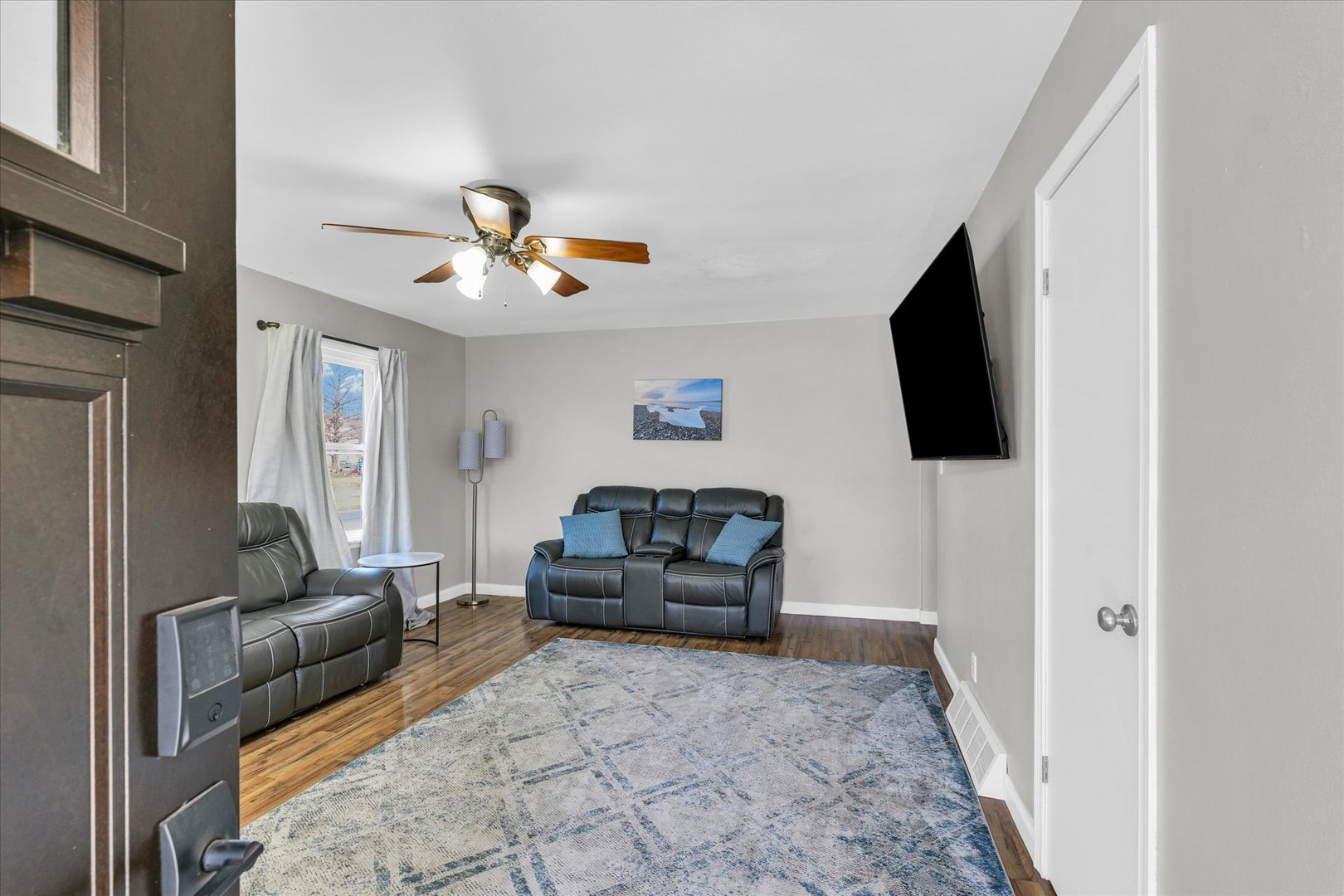222 E Ethel Street Property Photo 7