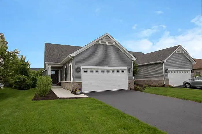 534 Sudbury Circle Property Photo
