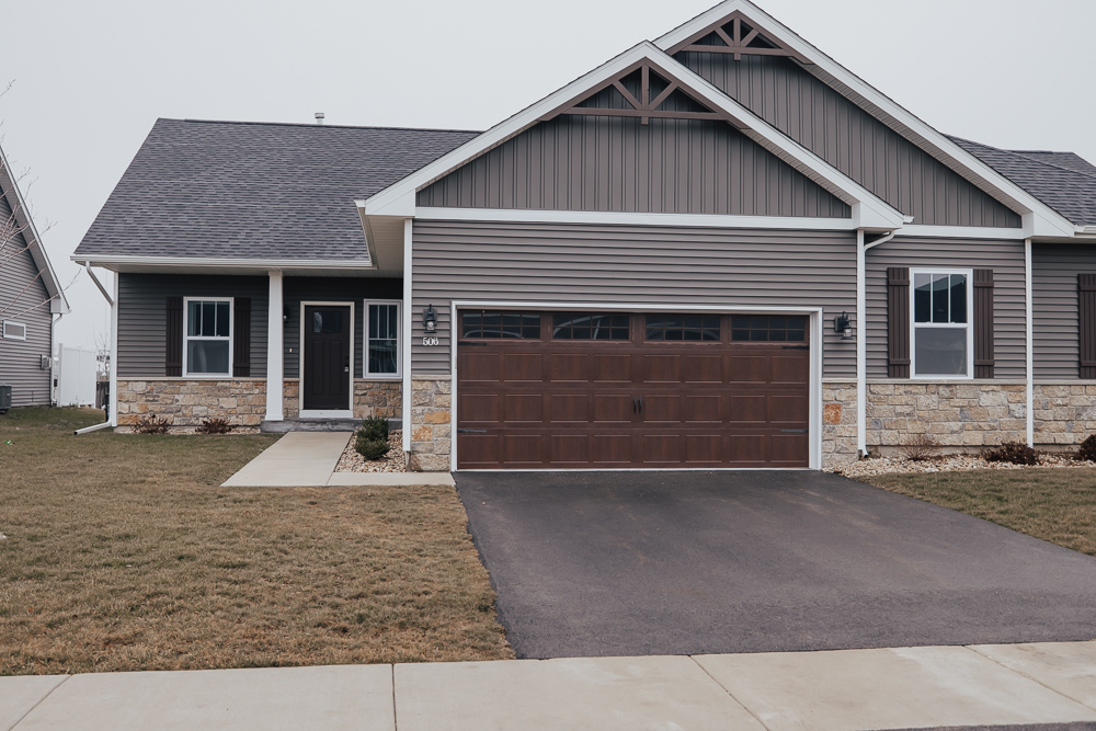 436 Anjali Court L Property Photo