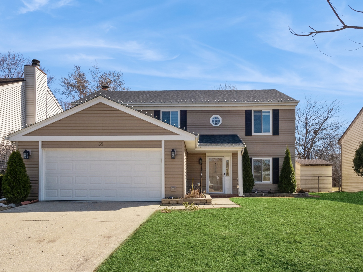 35 Manchester Lane Property Photo