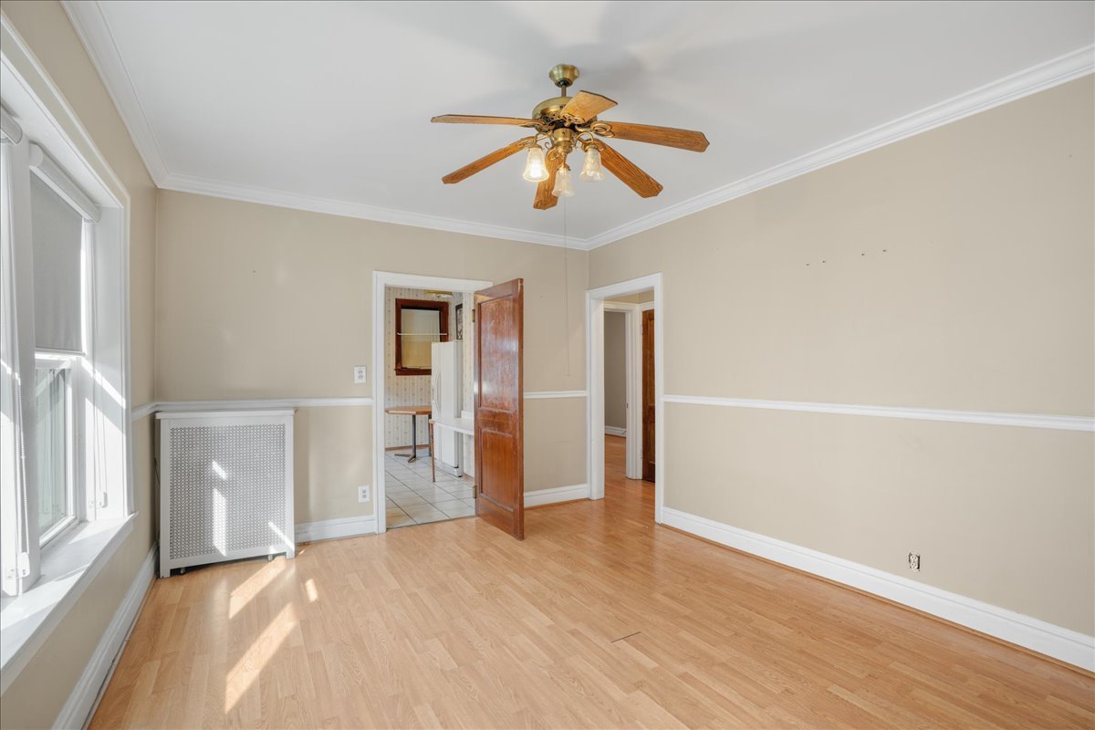 7738 S Merrill Avenue Property Photo 8