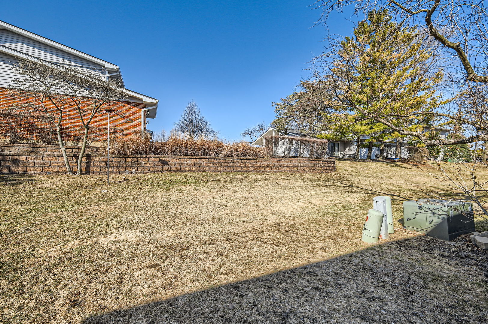528 Queens Court Property Photo 27