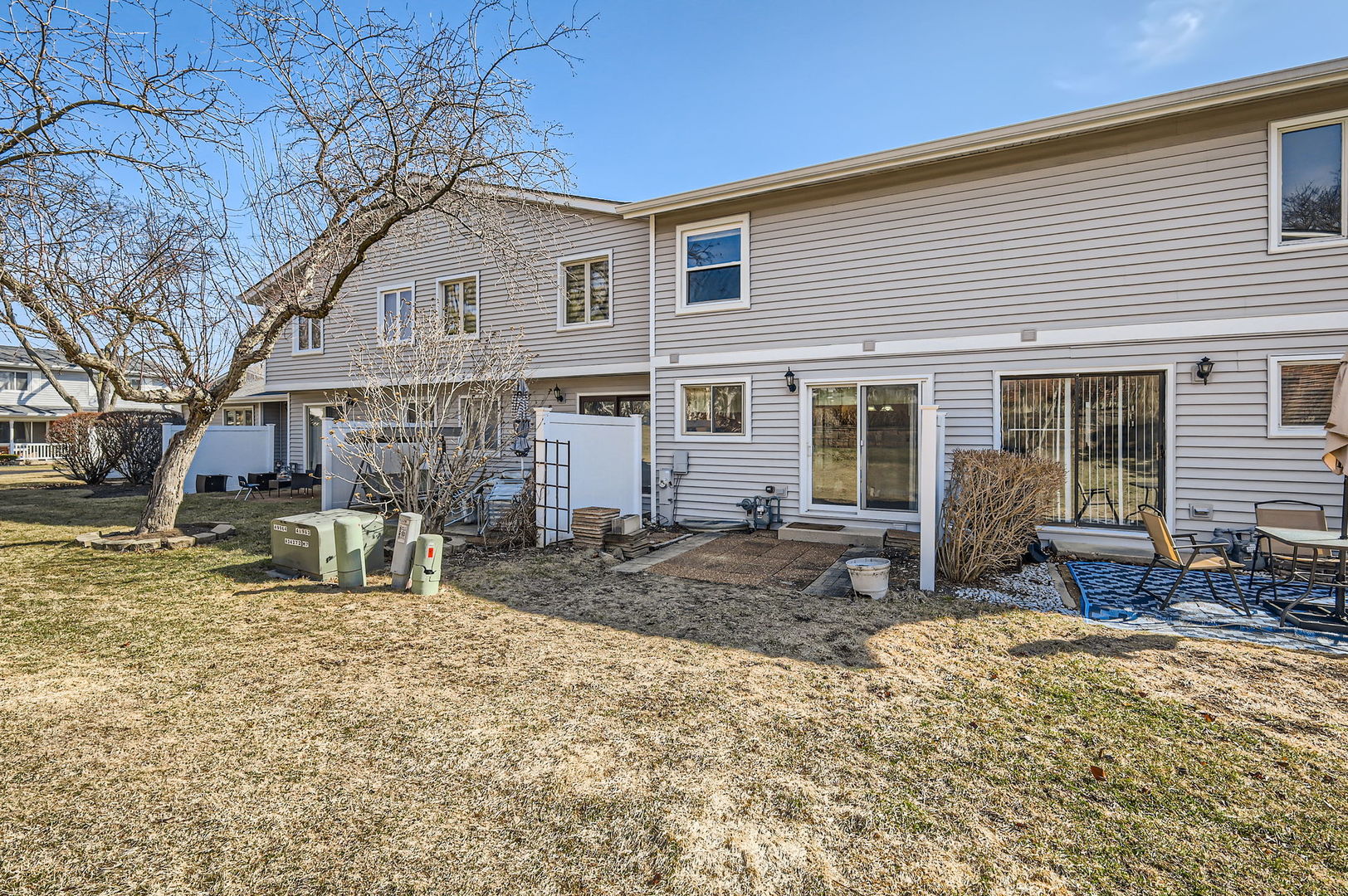 528 Queens Court Property Photo 28