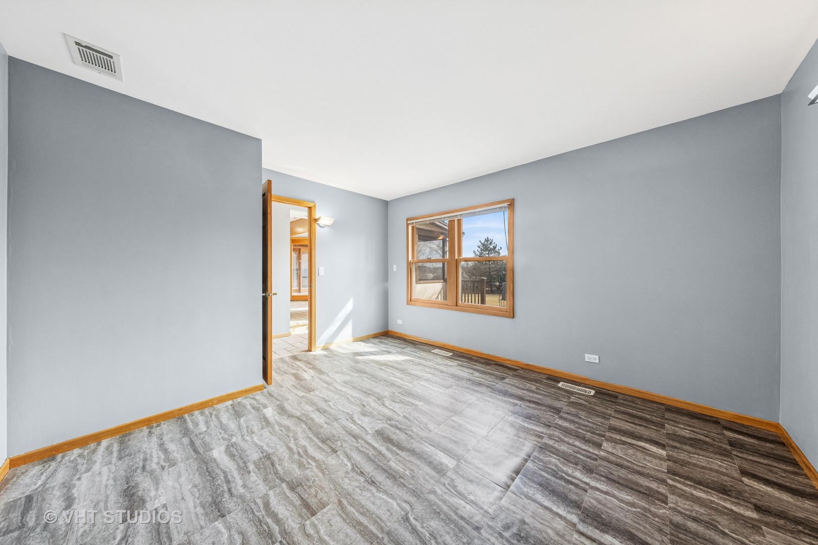 13523 S Red Coat Drive Property Photo 10