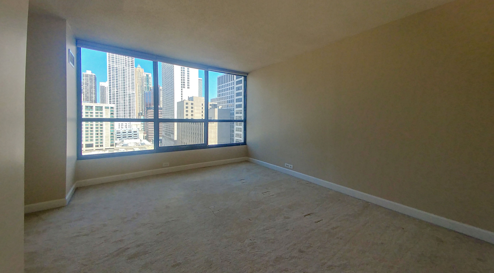 405 N Wabash Avenue 1401 Property Photo 6