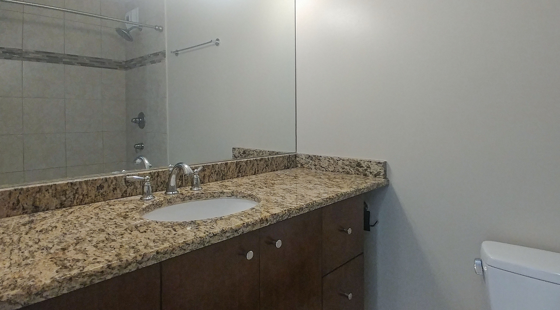 405 N Wabash Avenue 1401 Property Photo 7