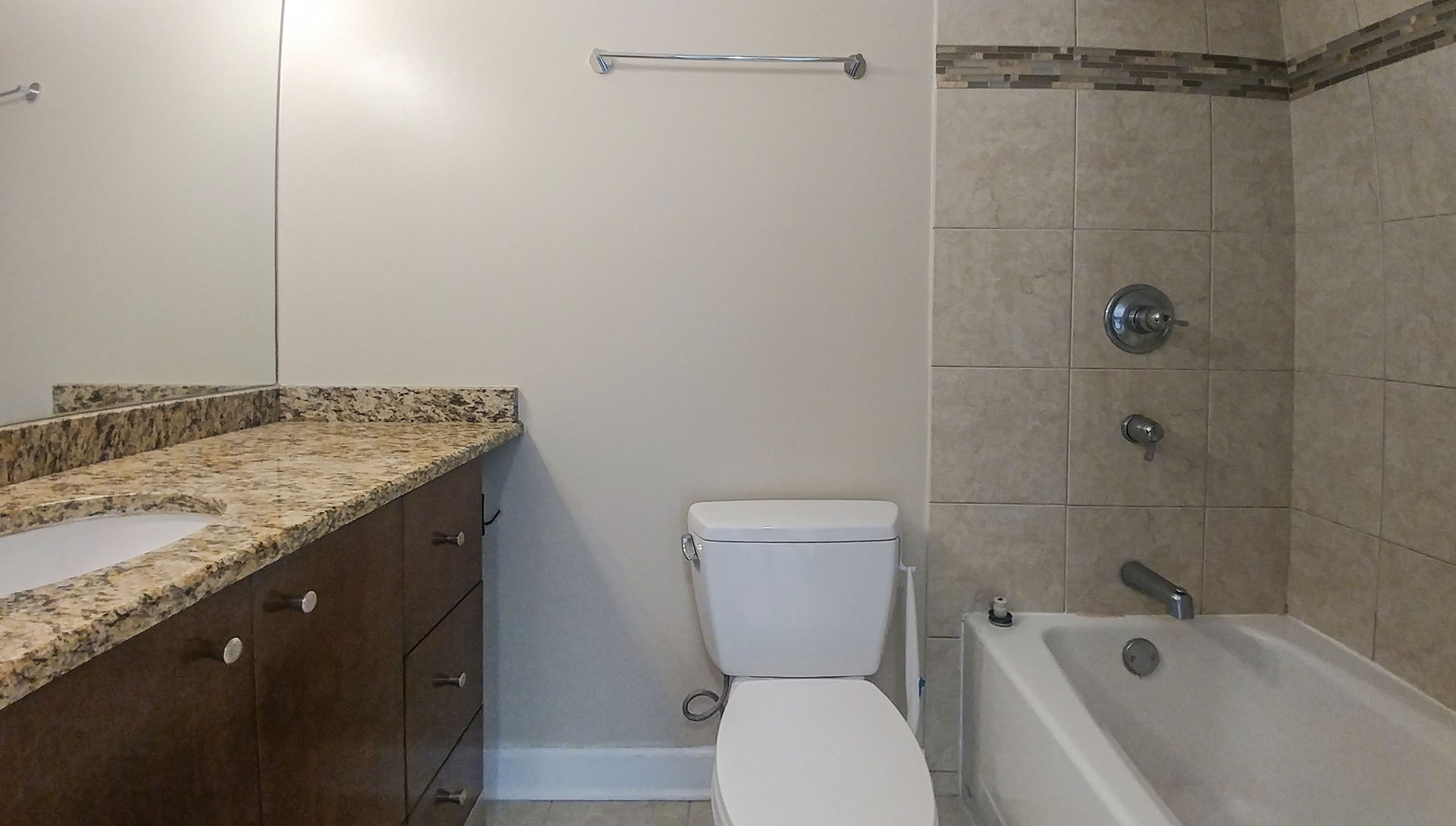 405 N Wabash Avenue 1401 Property Photo 8