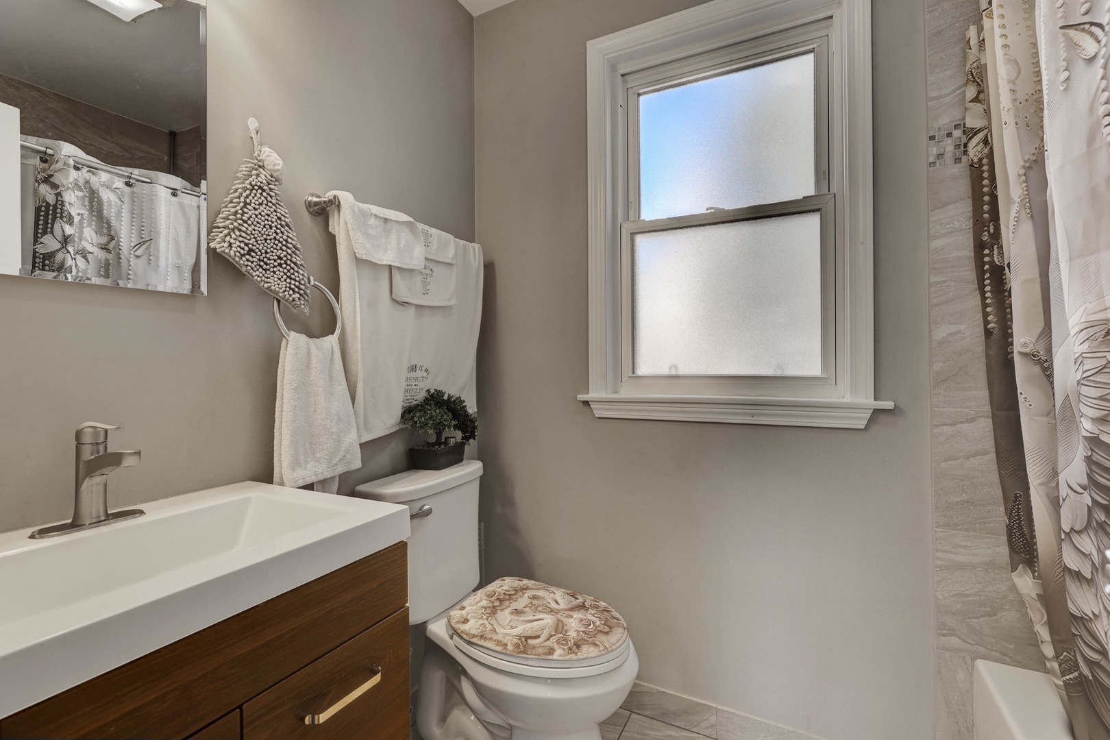 449 N Jackson Boulevard Property Photo 9