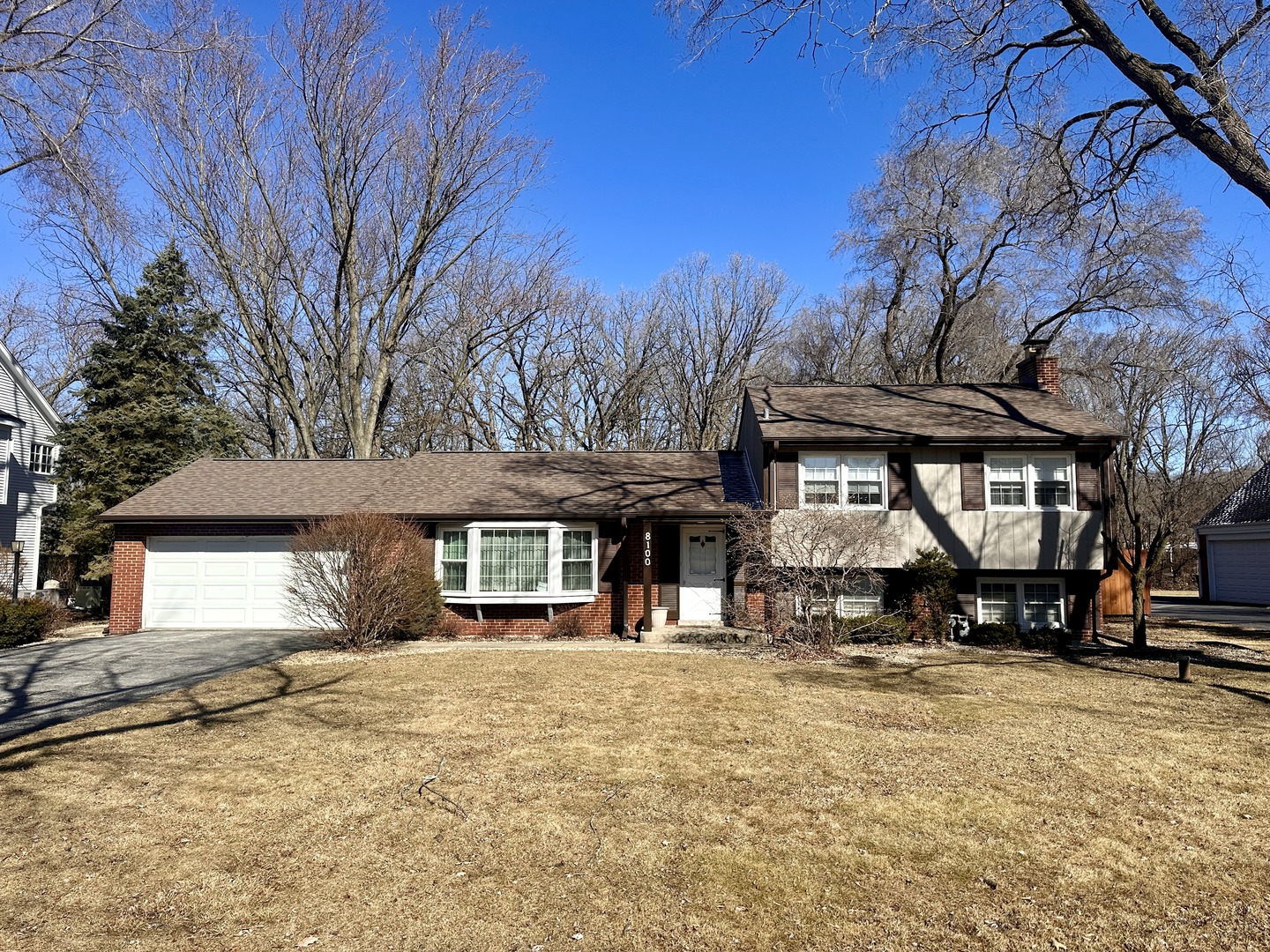 8100 Forestview Drive Property Photo