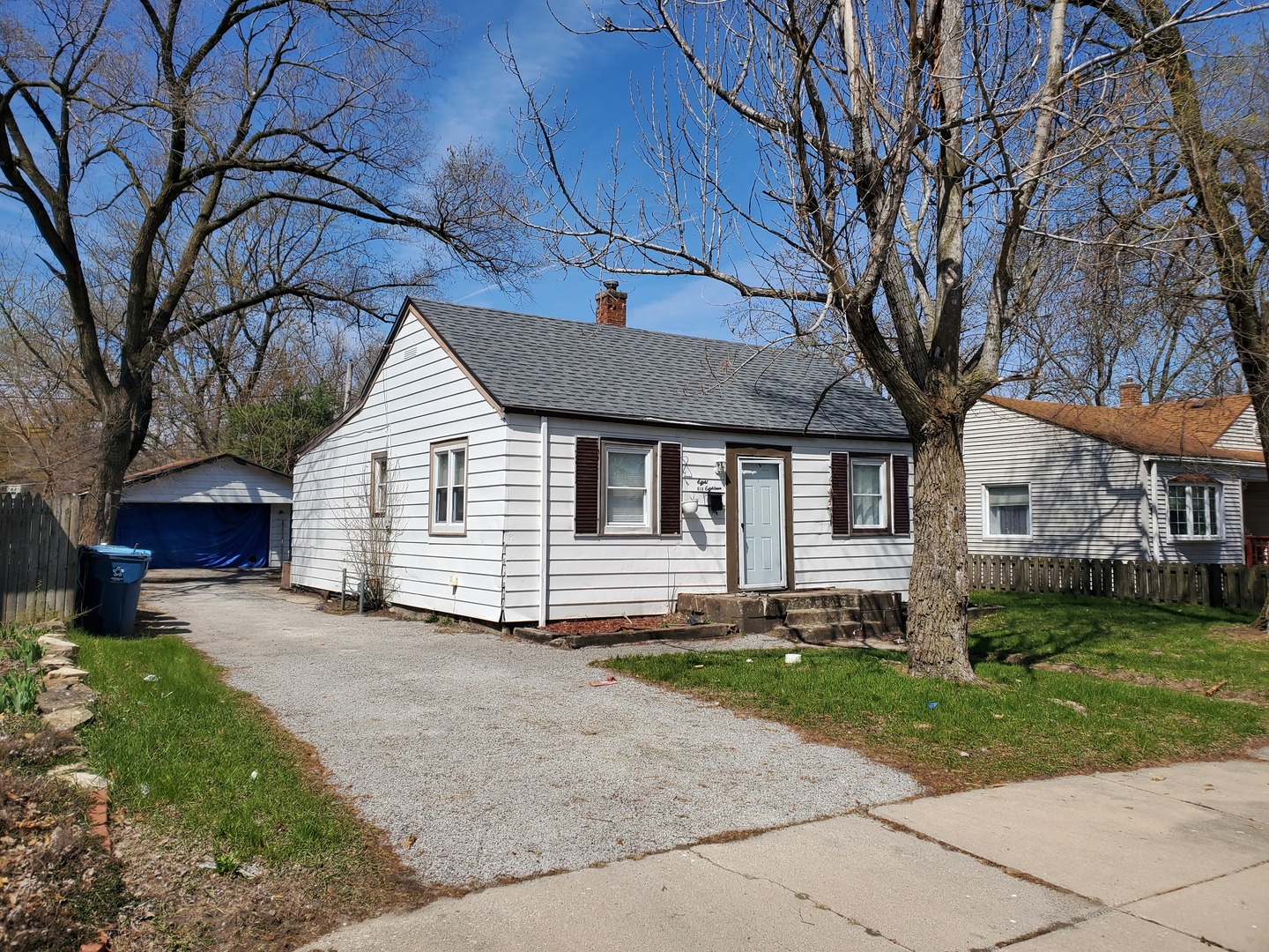 818 Campbell Avenue Property Photo 1