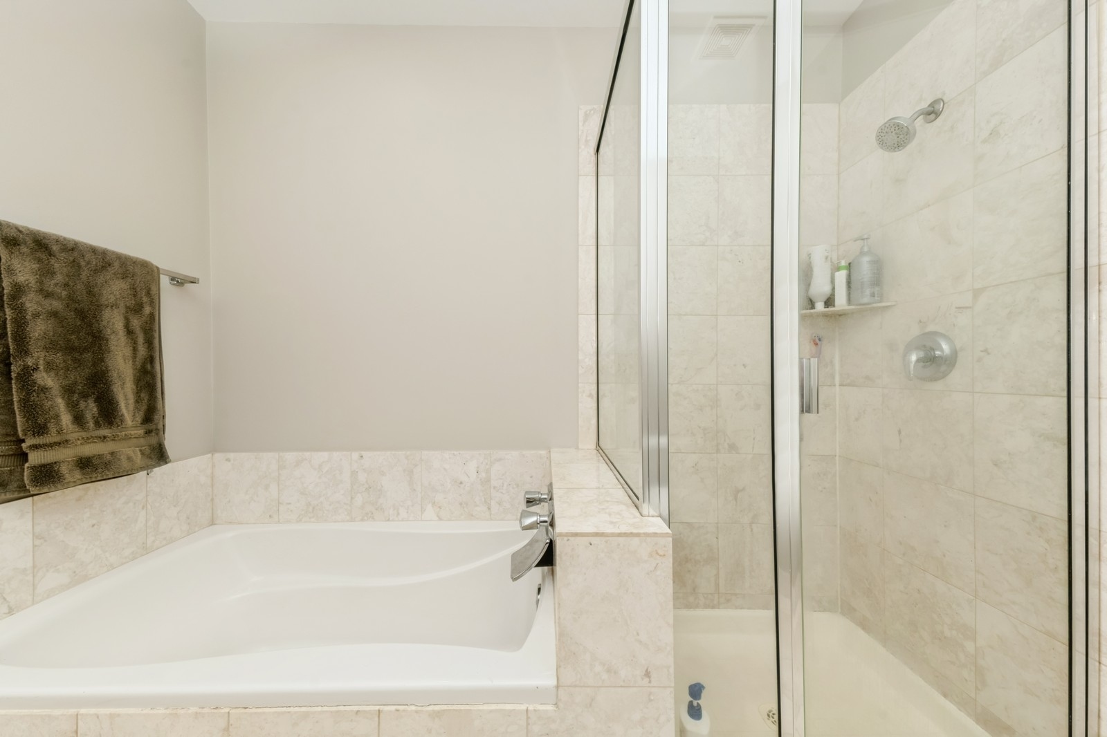 950 W Huron Street 406 Property Photo 10