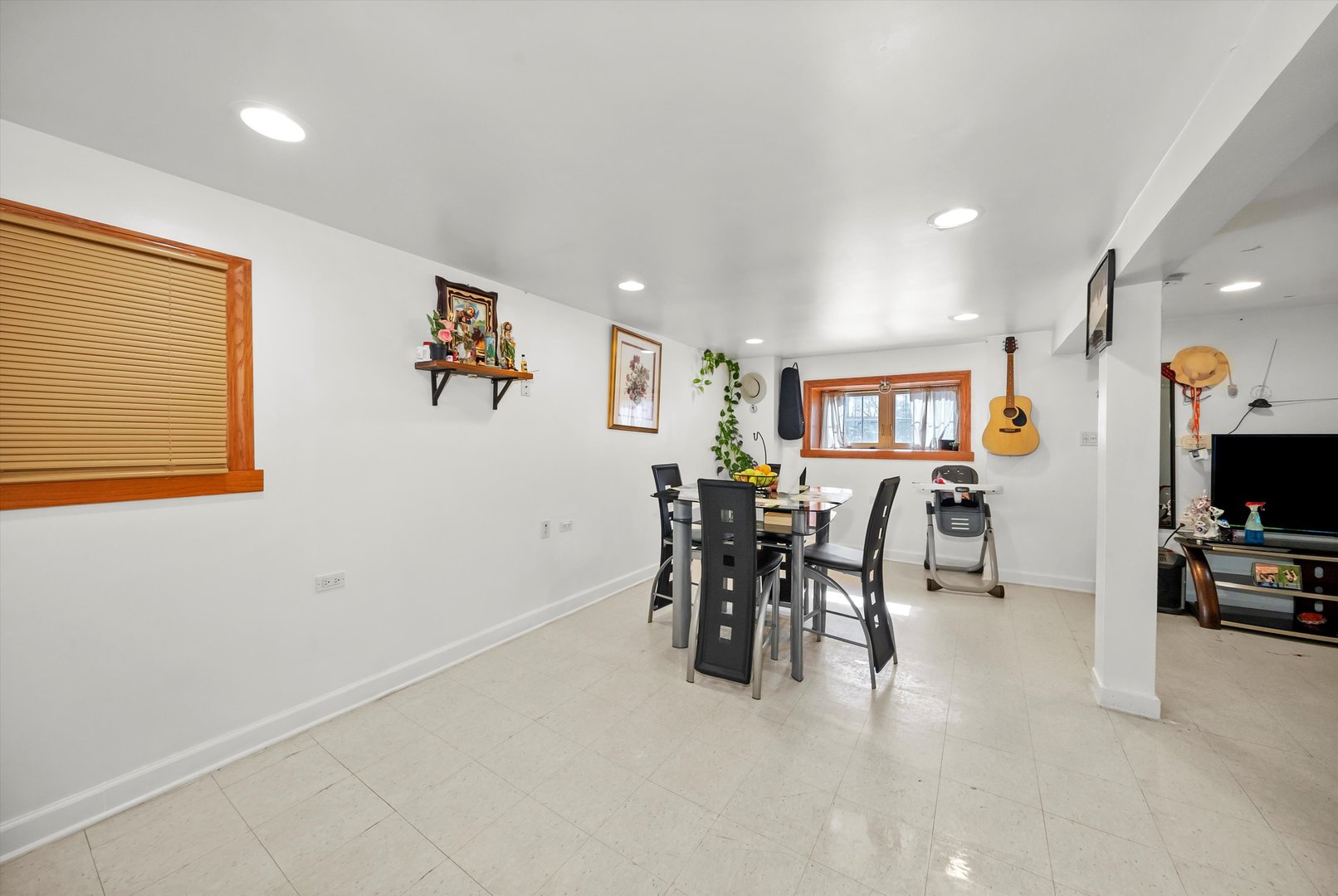 2434 W Pershing Road Property Photo 26