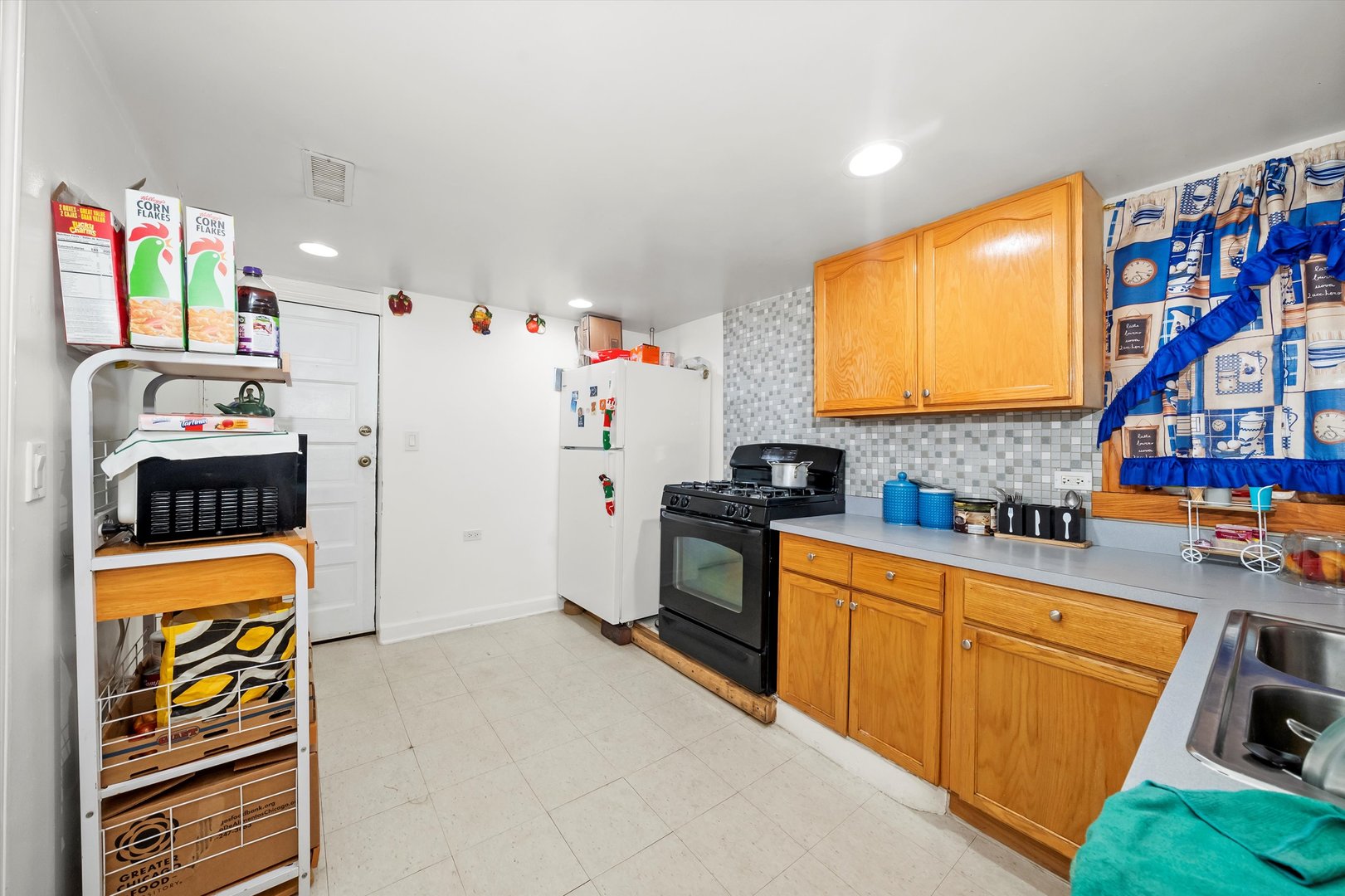 2434 W Pershing Road Property Photo 37