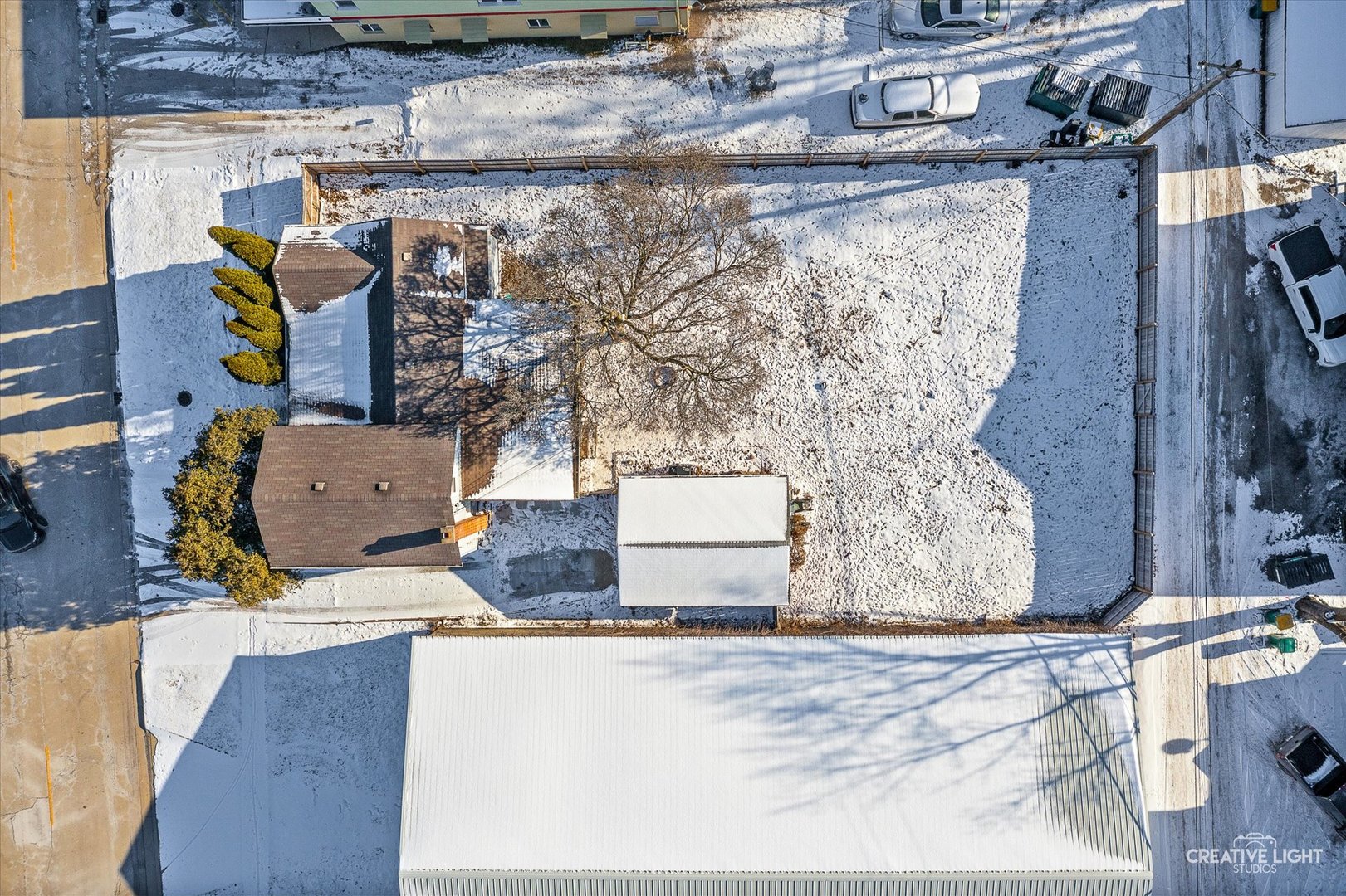 115 W John Street Property Photo 2