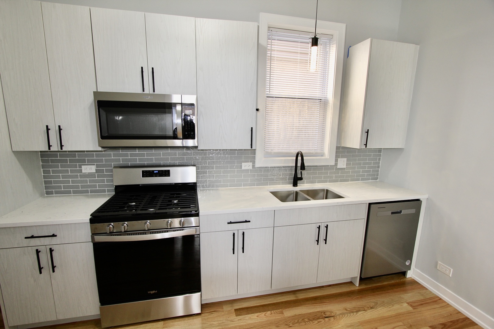 7413 S Princeton Avenue Property Photo 8
