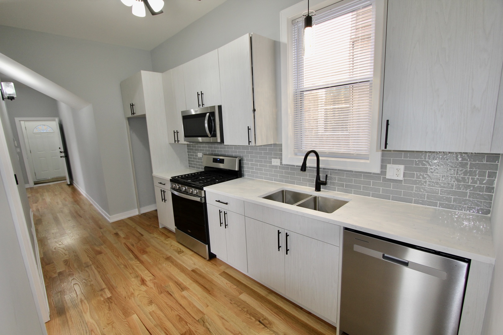 7413 S Princeton Avenue Property Photo 9