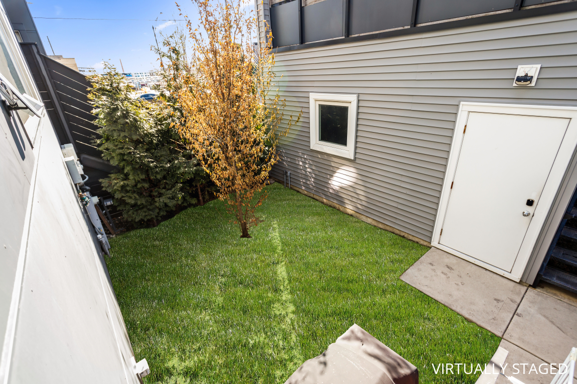 802 N Mozart Street Property Photo 31