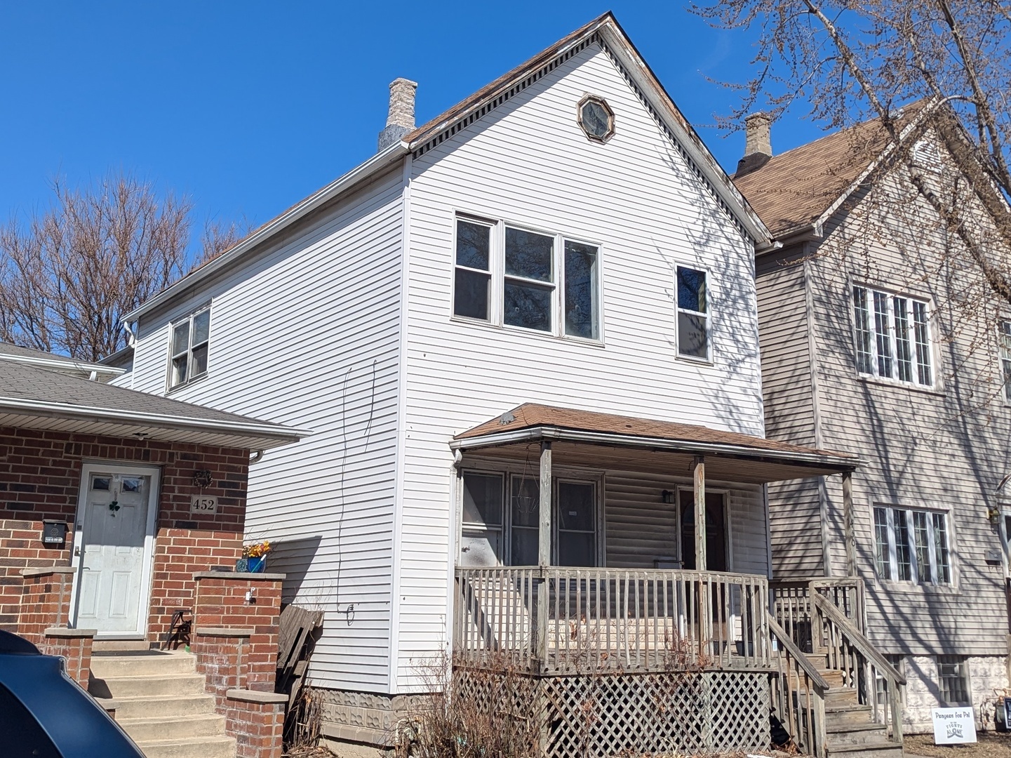 450 W 46th Place Property Photo 3