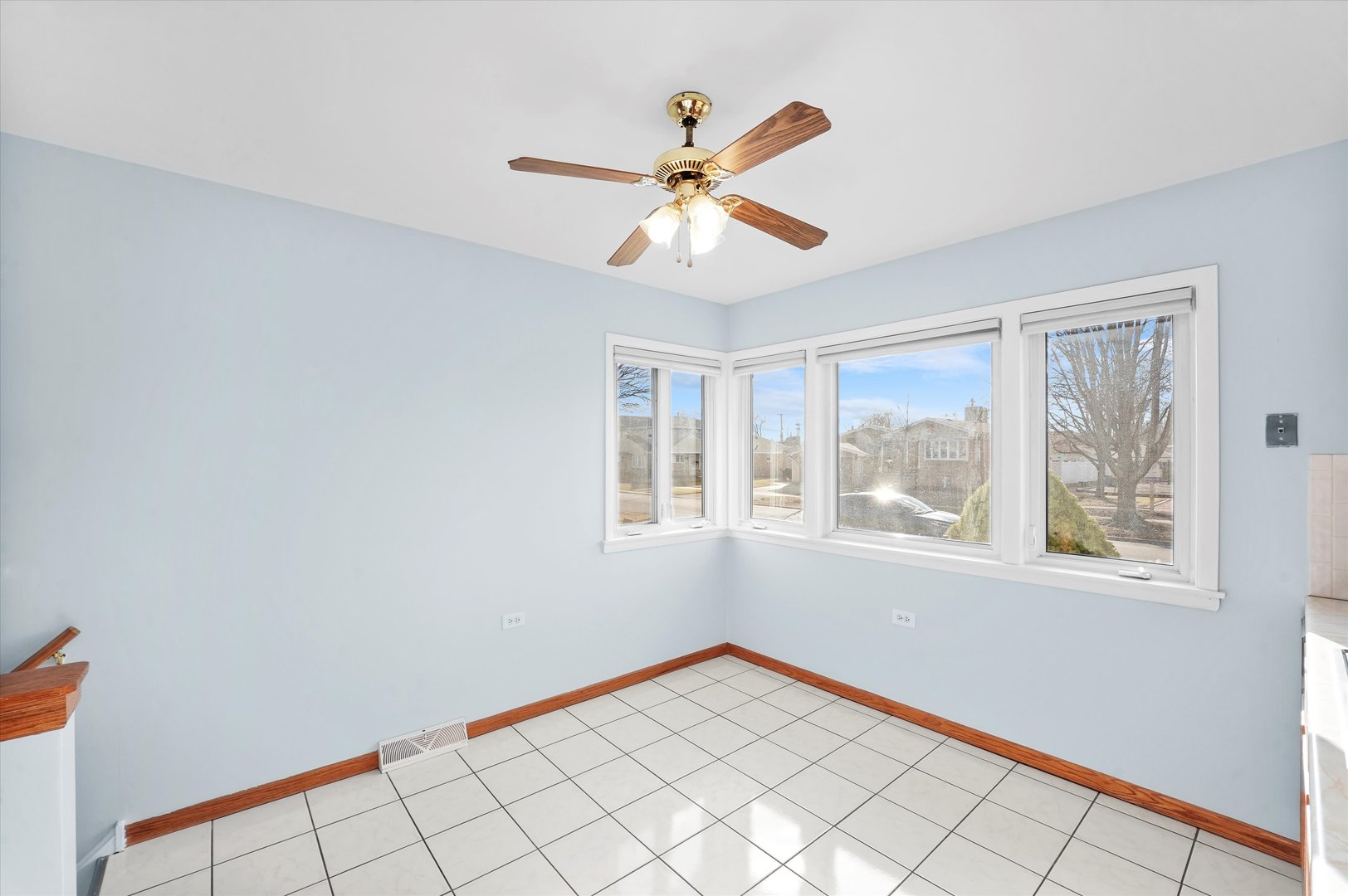 3513 Dora Street Property Photo 12