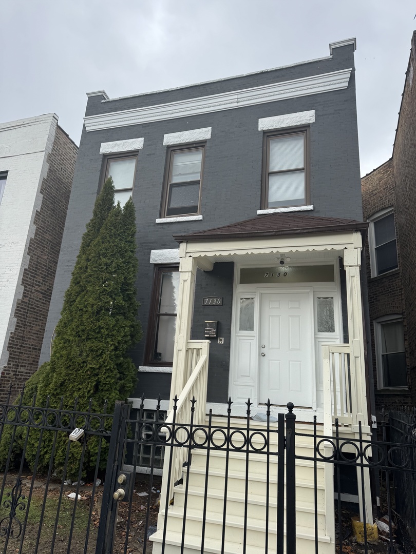 7130 S University Avenue Property Photo 1