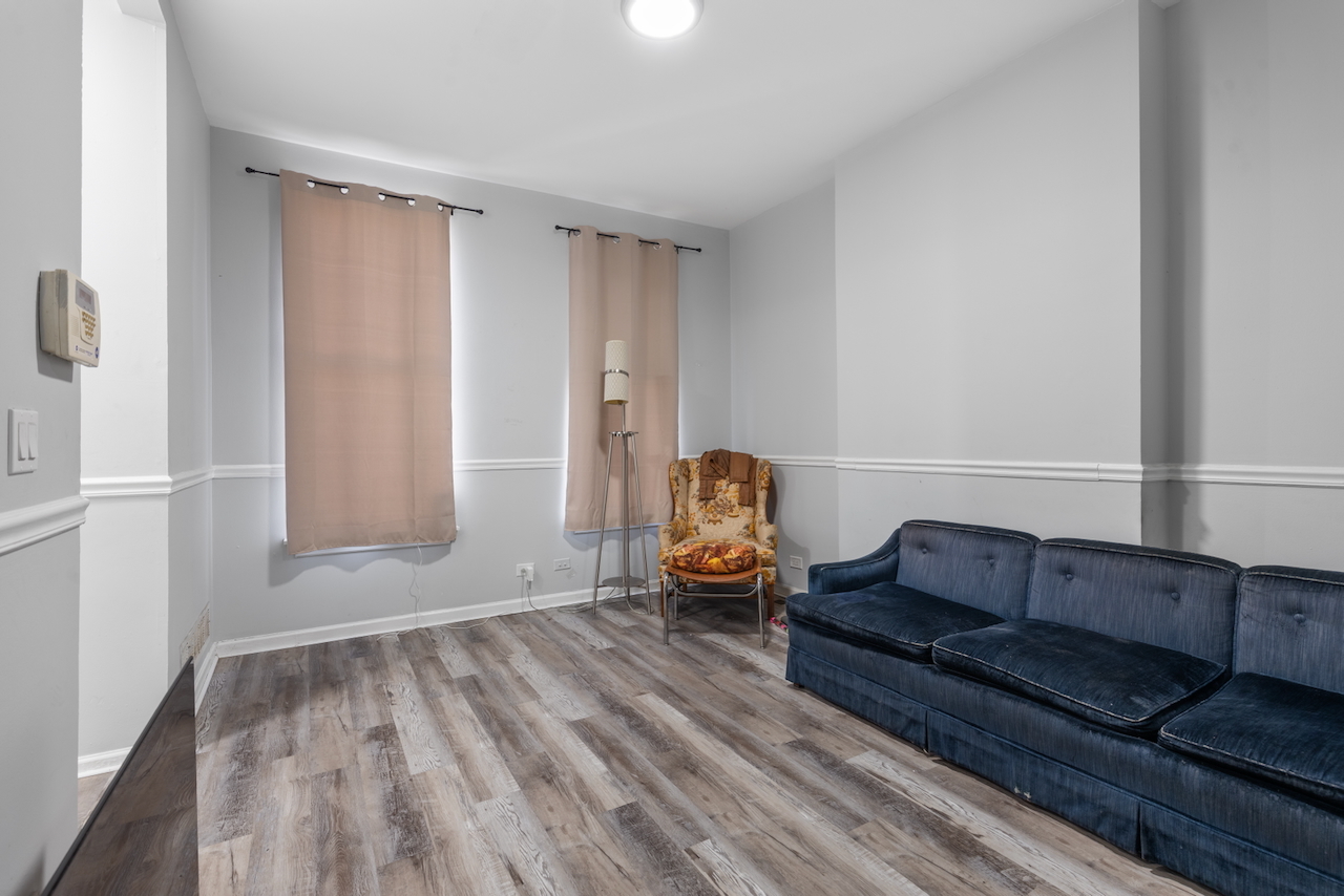 7130 S University Avenue Property Photo 22