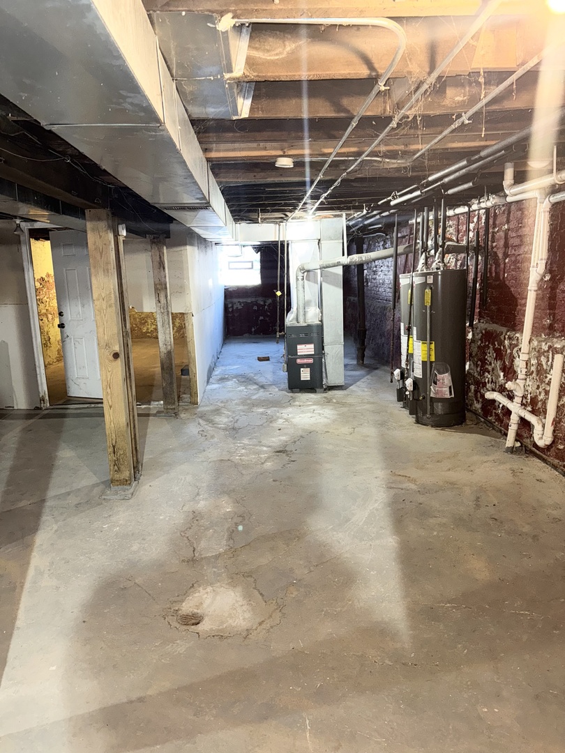 7130 S University Avenue Property Photo 27
