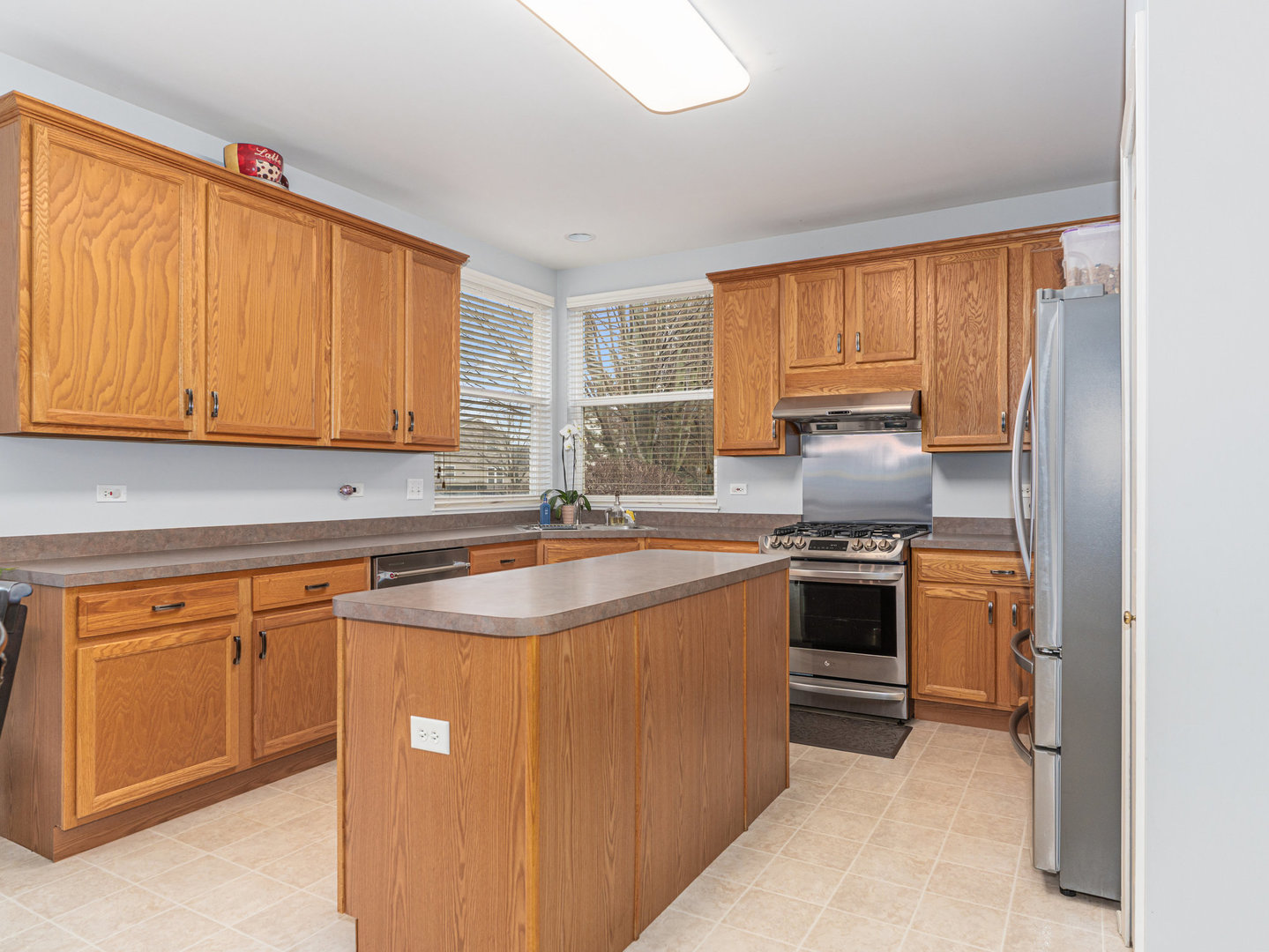 1112 Glen Eagle Drive Property Photo 10