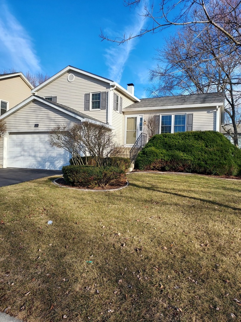 2218 Gleneagles Drive Property Photo 1