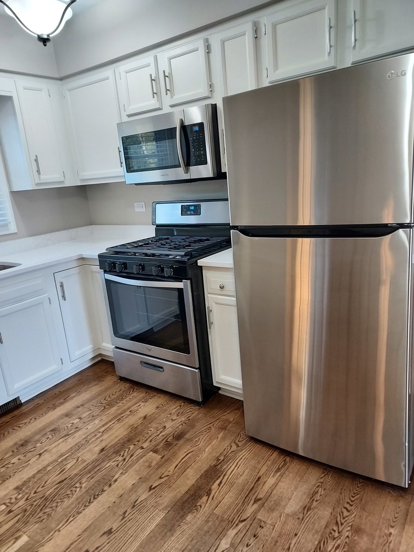 2218 Gleneagles Drive Property Photo 6