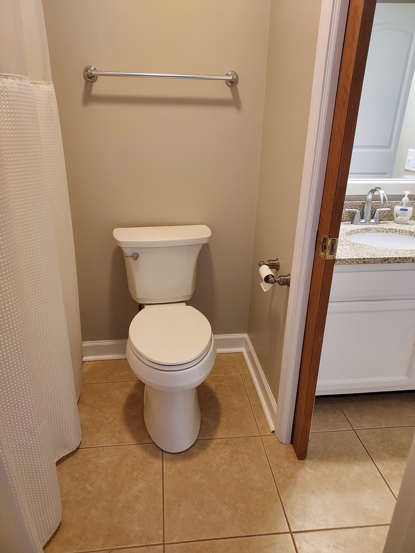 2218 Gleneagles Drive Property Photo 15