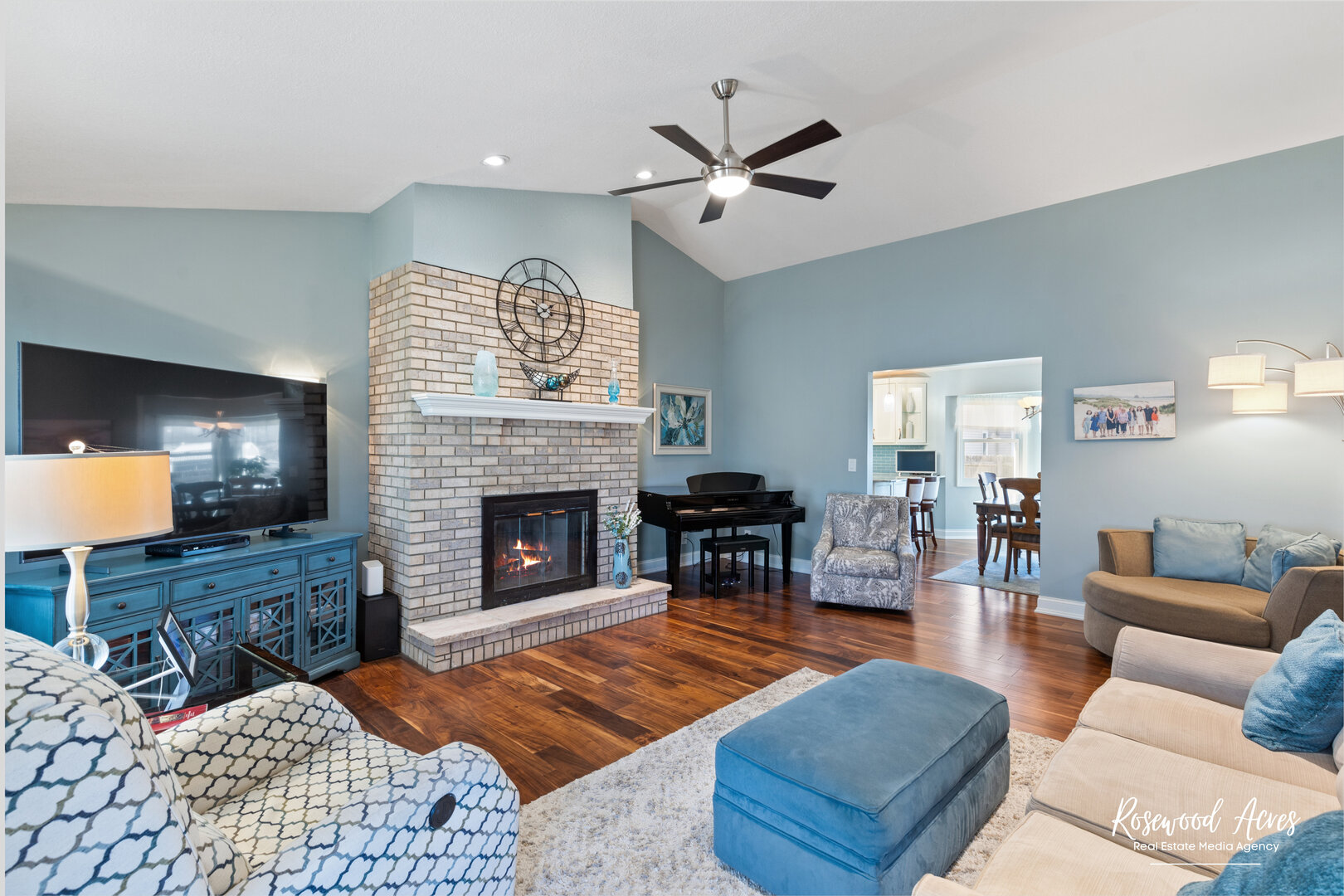1075 George Lane Property Photo 4