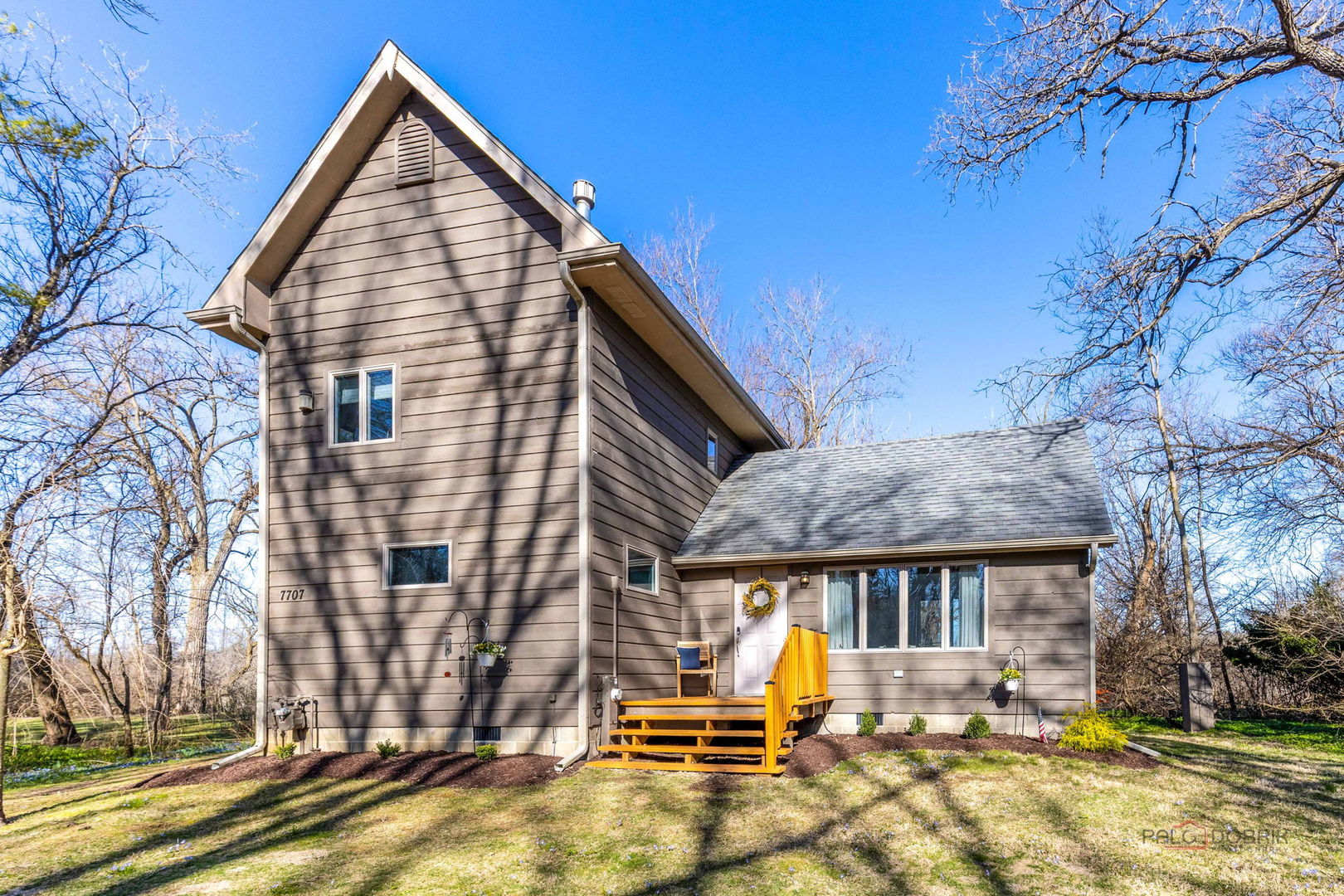 7707 River Drive Property Photo