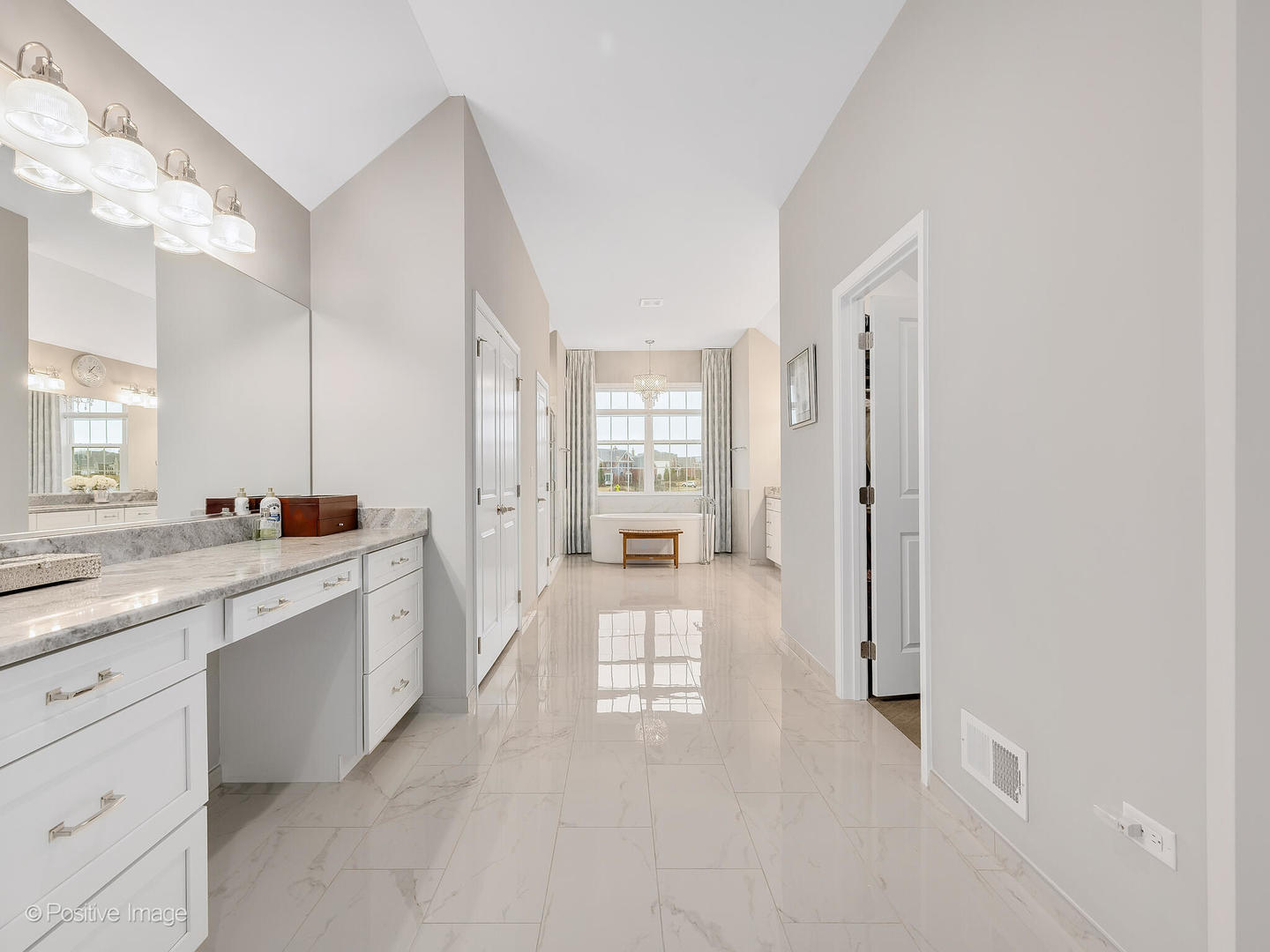 410 Joslyn Way Property Photo 42