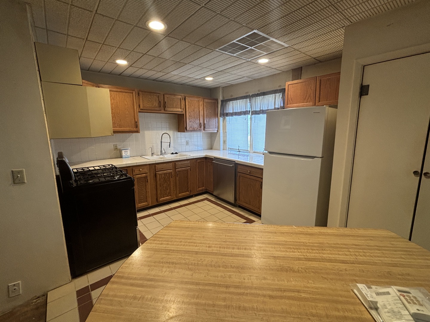 106 S Main Street Property Photo 5
