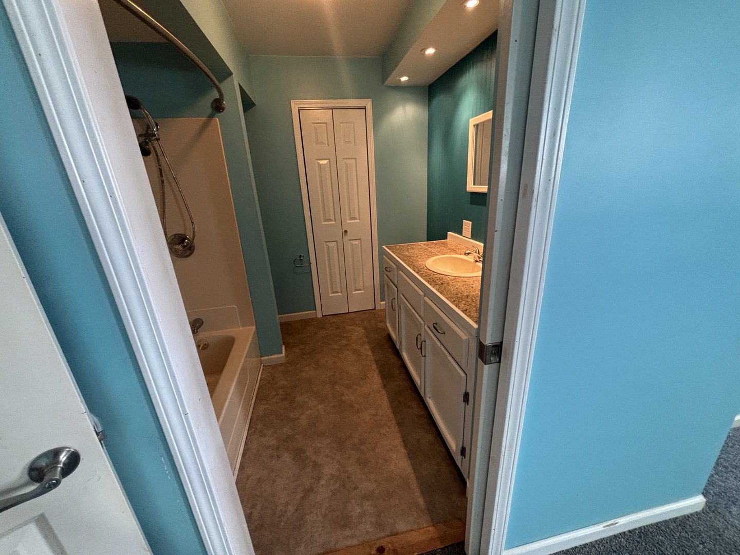 106 S Main Street Property Photo 18