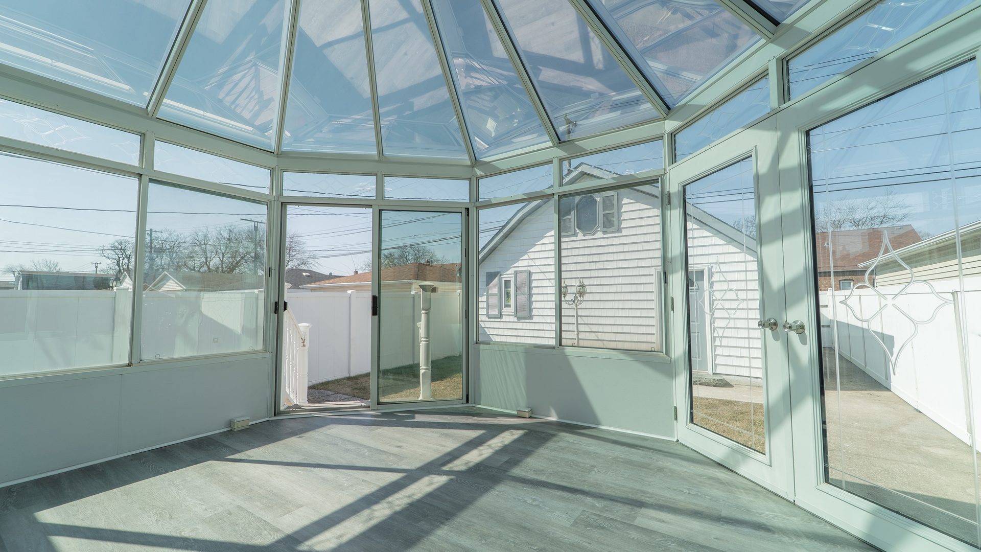11006 S Avenue F Property Photo 23