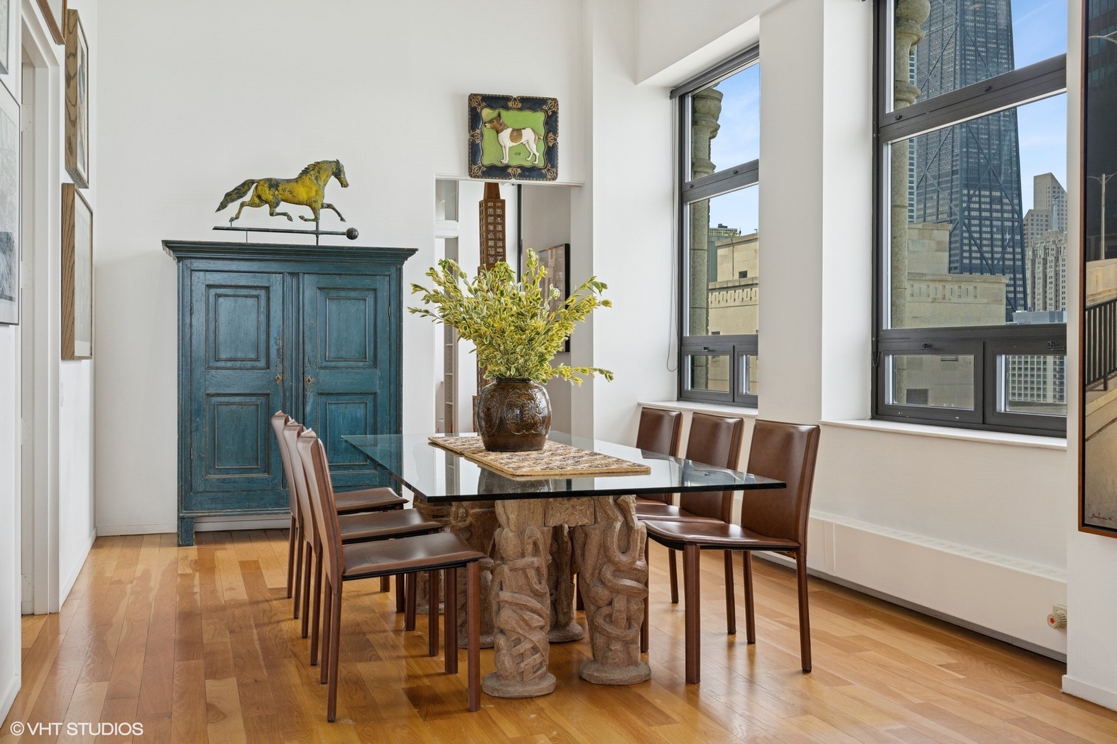 680 N Lake Shore Drive 1602 Property Photo 8