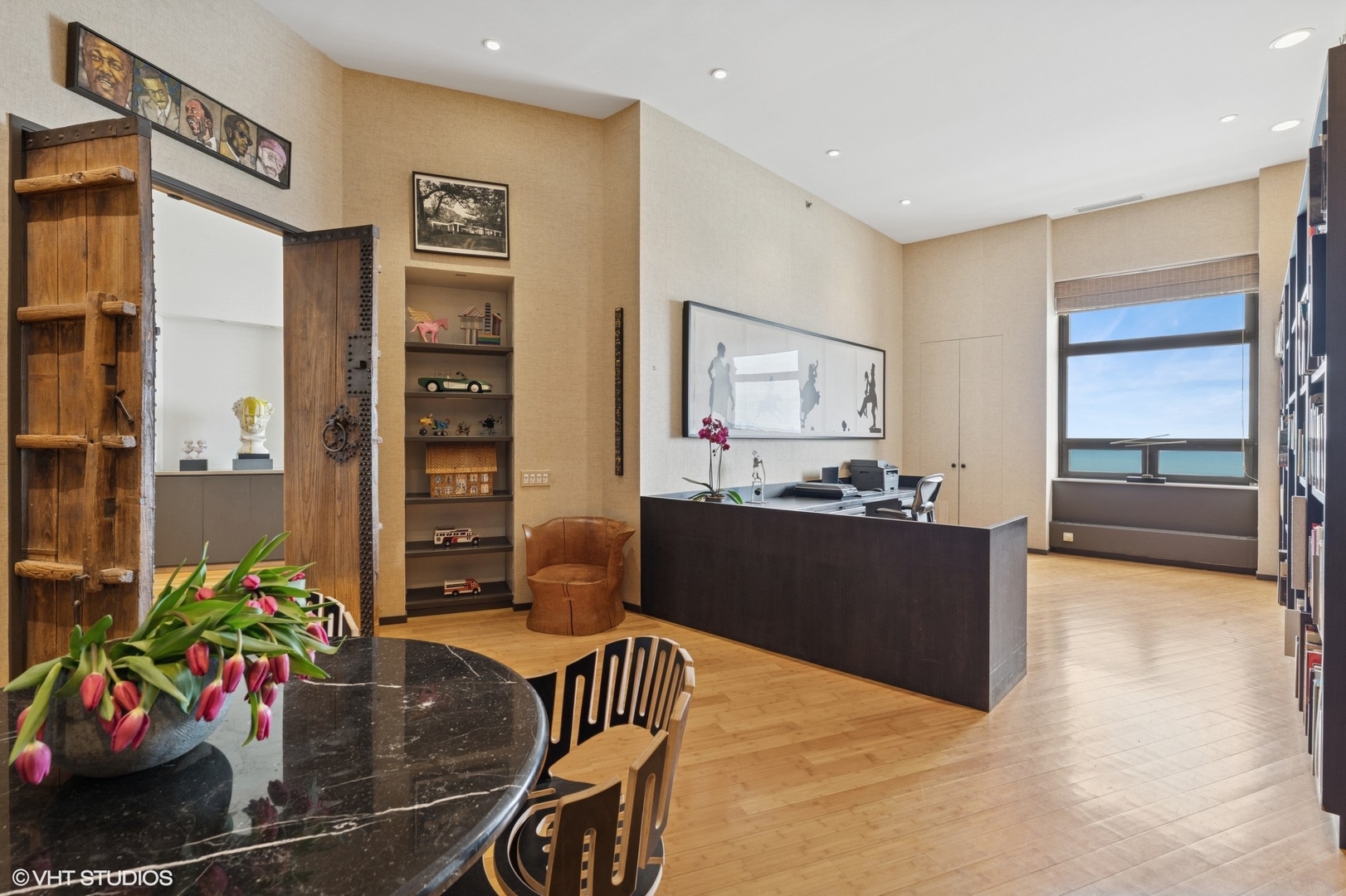 680 N Lake Shore Drive 1602 Property Photo 20