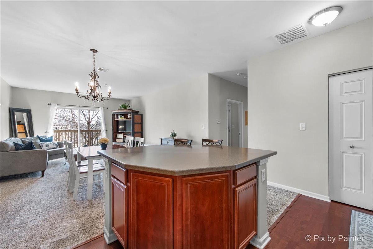 275 E Railroad Avenue 209 Property Photo 6