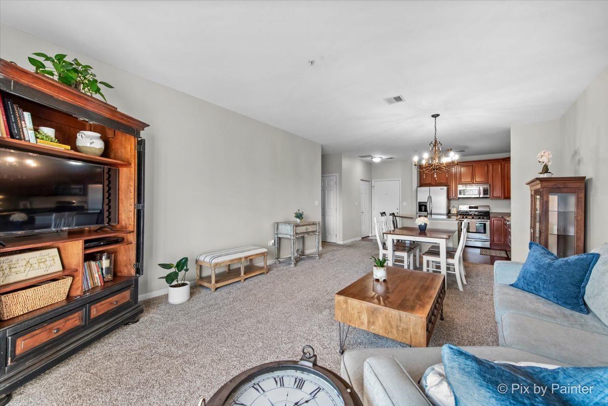 275 E Railroad Avenue 209 Property Photo 11