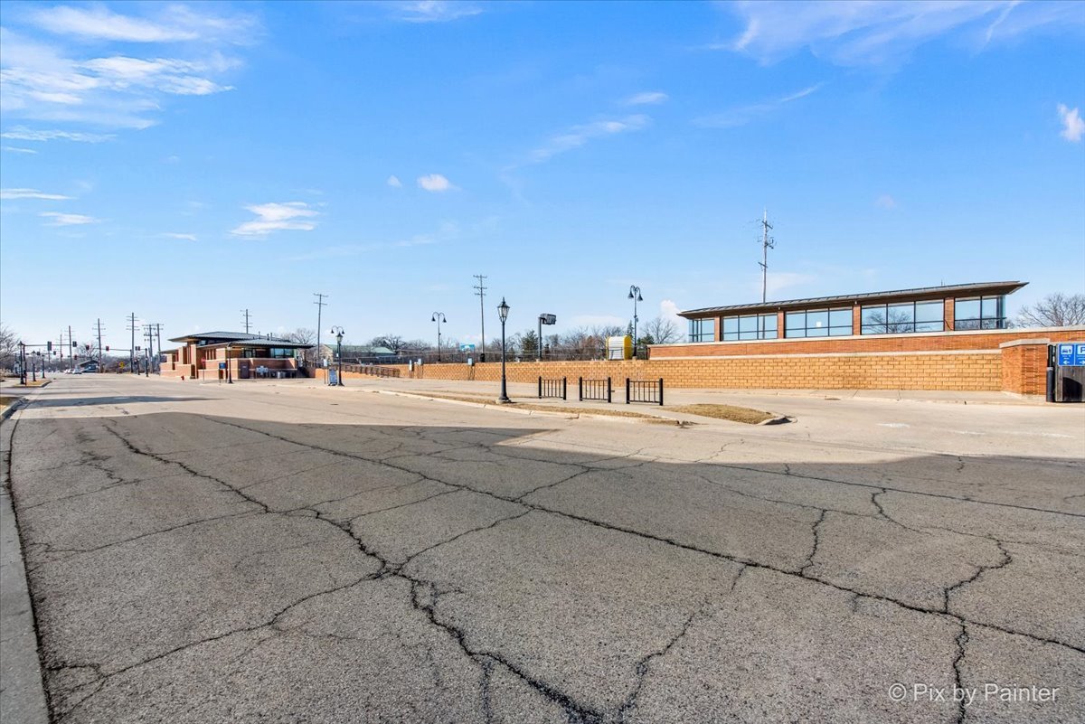 275 E Railroad Avenue 209 Property Photo 27