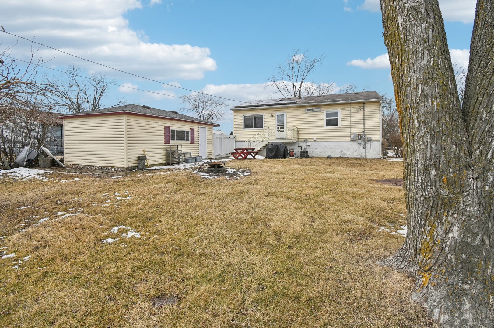 703 Sunset Circle Property Photo 18