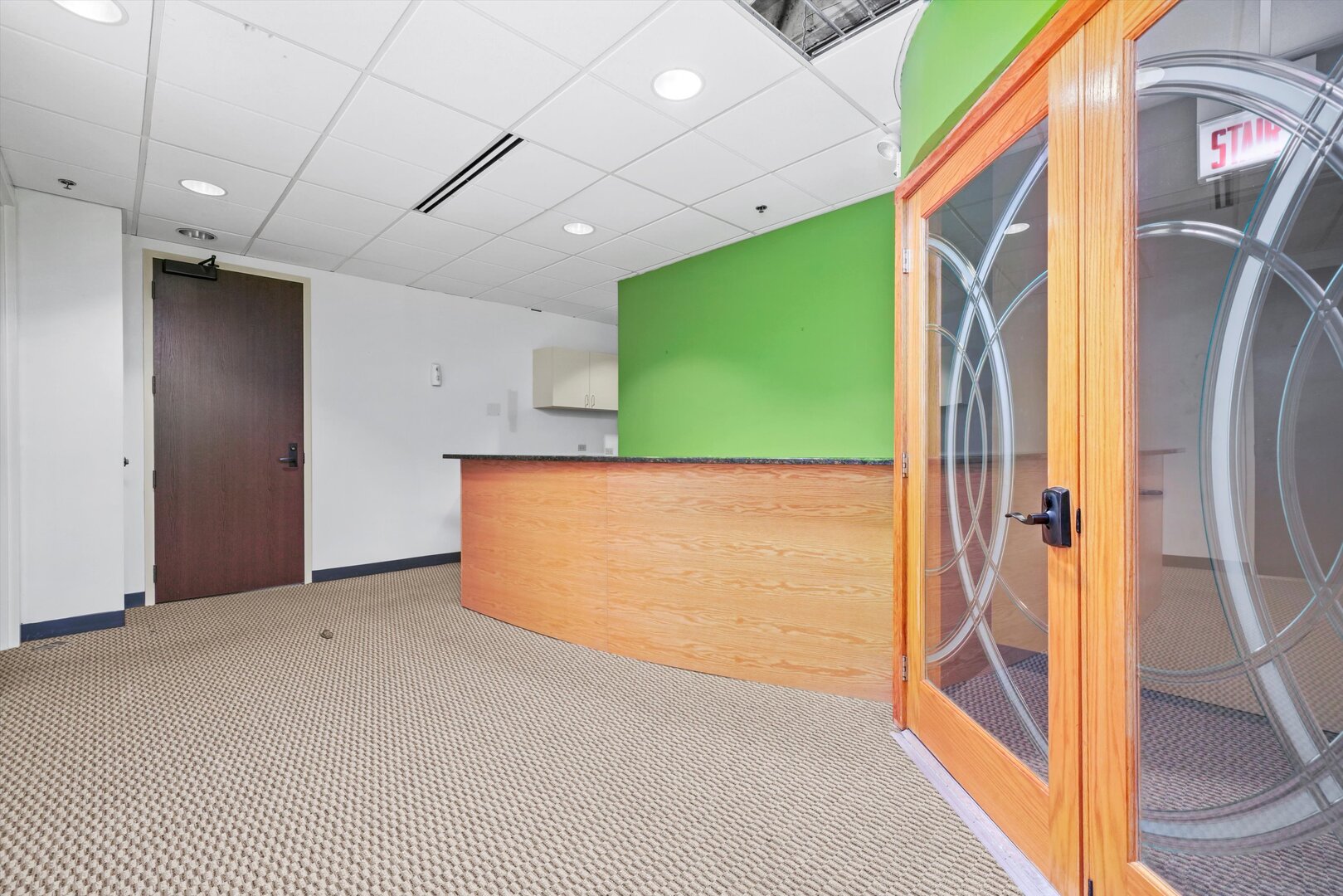 211 W Wacker Drive 1610 Property Photo 4