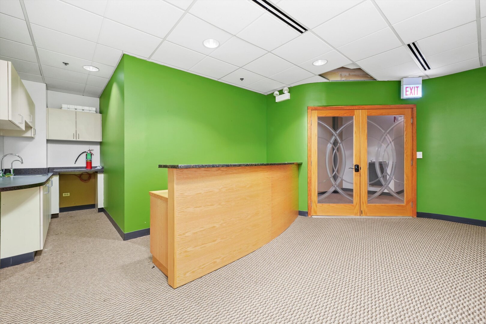 211 W Wacker Drive 1610 Property Photo 5