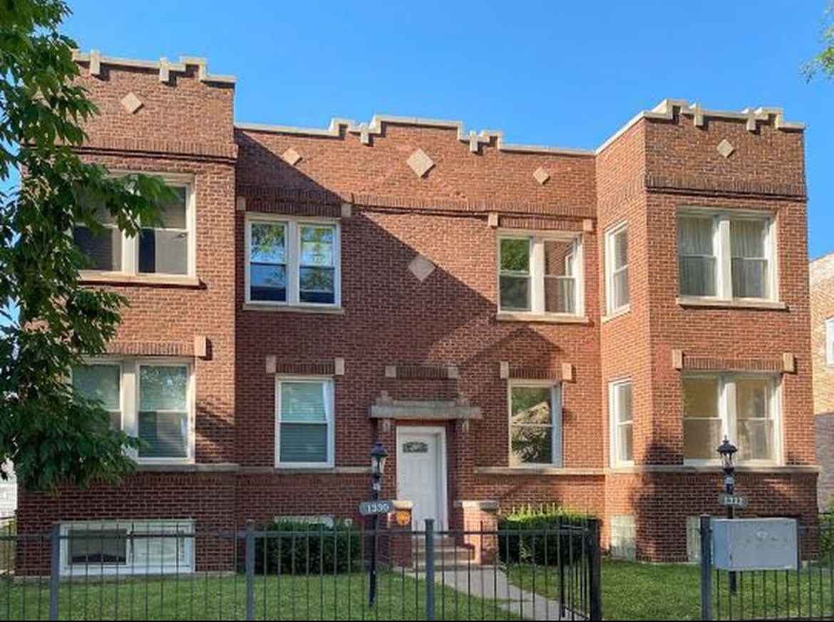 1330 E 72nd Place D Property Photo 1