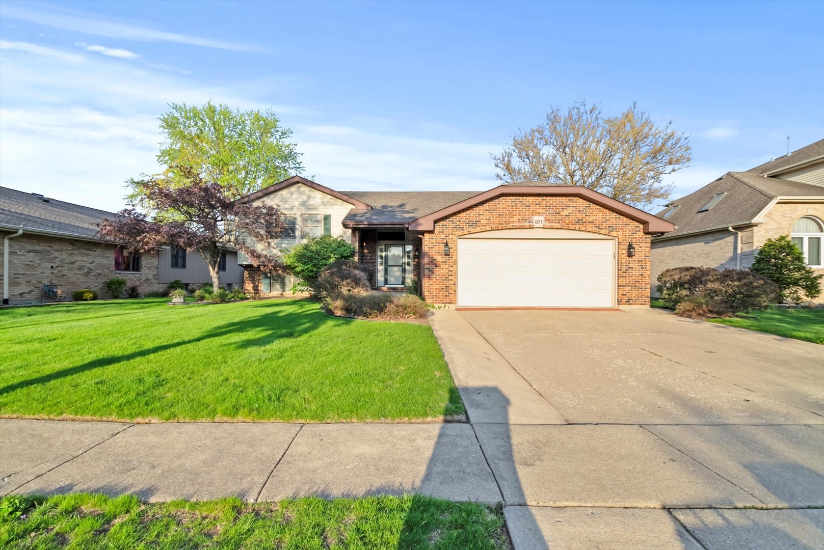 871 Woodcrest Lane Property Photo