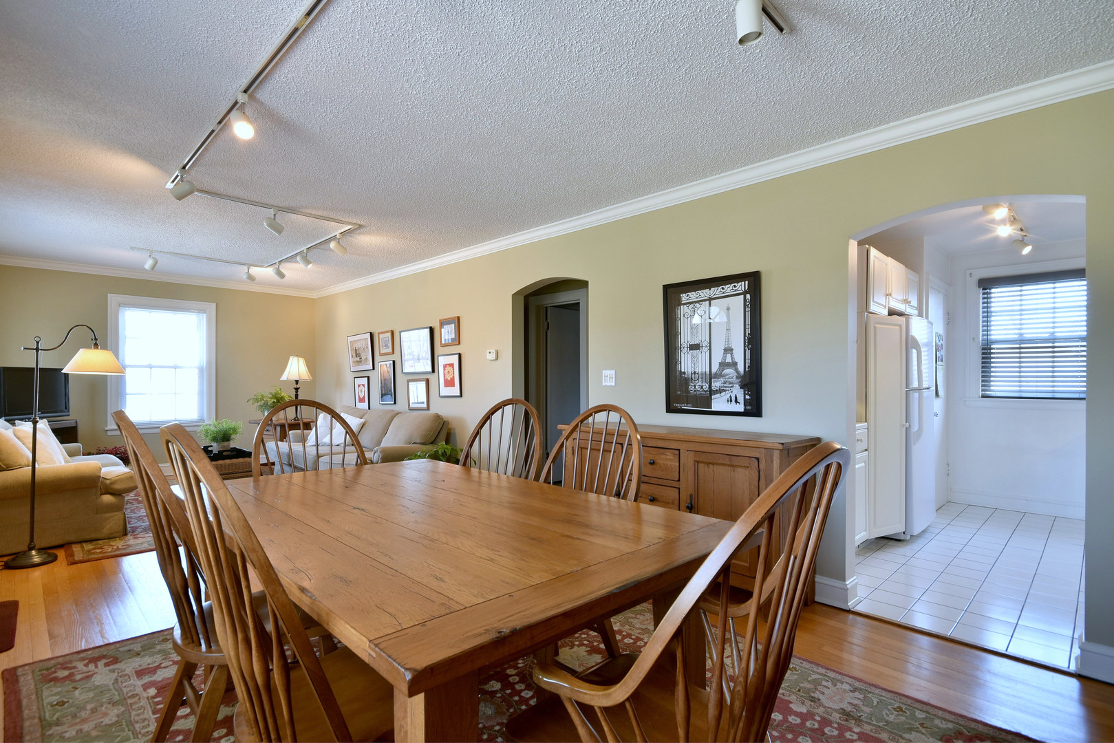 1647 N 73rd Court Property Photo 6