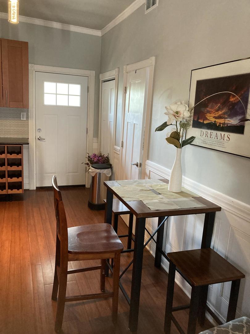 1846 N Mozart Street Property Photo 19