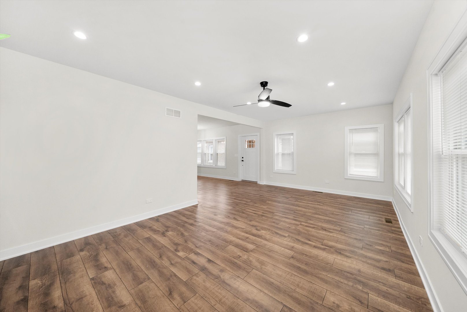 809 S 21st Avenue Property Photo 13