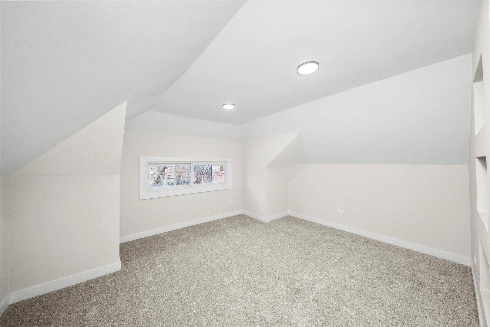 809 S 21st Avenue Property Photo 28